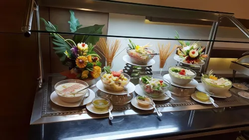 Eastern Al Montazah Hotel Dining Photos