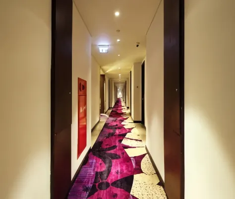 The Alana Hotel & Convention Center Solo by Aston Aree comuni Photos