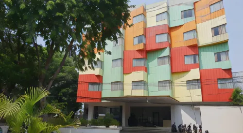 N3 Zainul Arifin Hotel Außen Photos