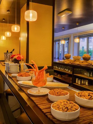 Best Western City Hotel Restauration Photos