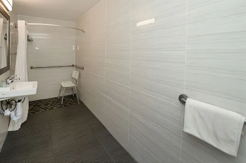 Americas Best Value Inn Central Valley Zimmer Photos