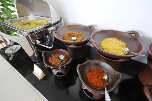 The Azana Hotel Airport Semarang Makanan Photos