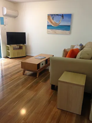 Chez Noosa Resort Motel Rooms Photos