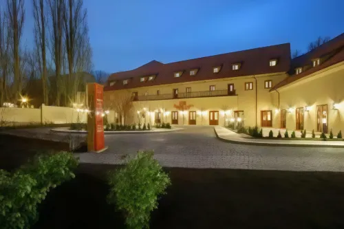 Lindner Hotel Prague Castle Zimmer Photos