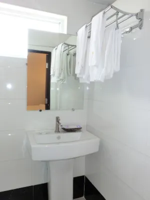 Hotel Yankin Rum Photos
