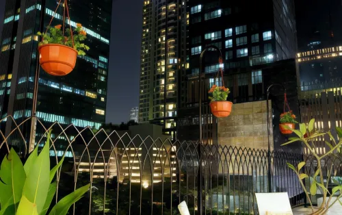 M Home Area Publik Photos