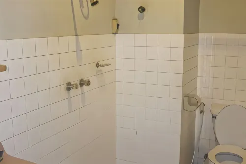 Chomdoi House Hotel Photos