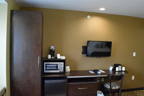 Microtel Inn & Suites by Wyndham Pecos Photos