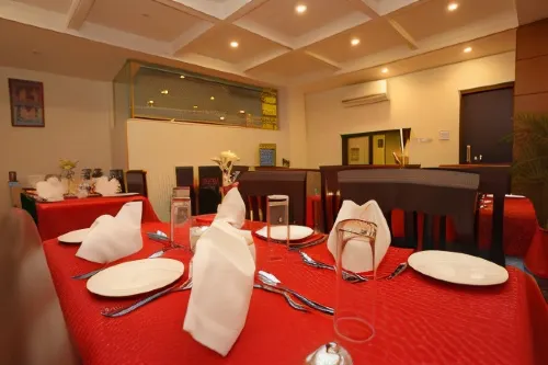 Hotel Jay Suites Mahlzeiten Photos