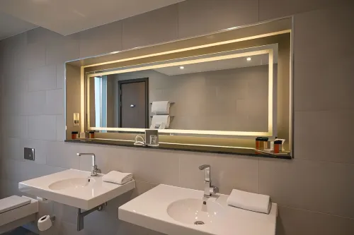 Clayton Hotel Chiswick Camere Photos
