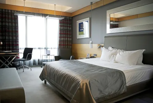 Point Hotel Barbaros Rooms Photos