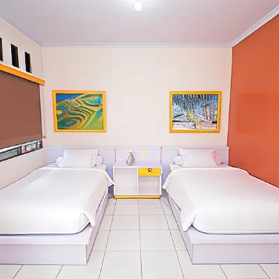Lima Residence Kedaton Kamar Photos