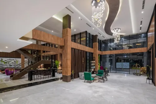 EASTERN HOTEL BOJONEGORO Area Publik Photos