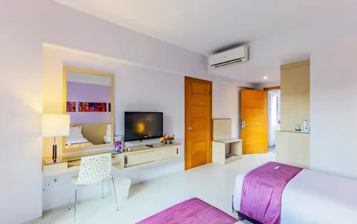 Conjioo Hotel Kuta Managed by Mhm Kamar Photos