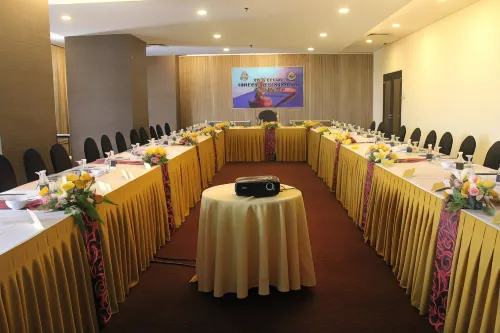 Impiana Hotel Ipoh Business Photos