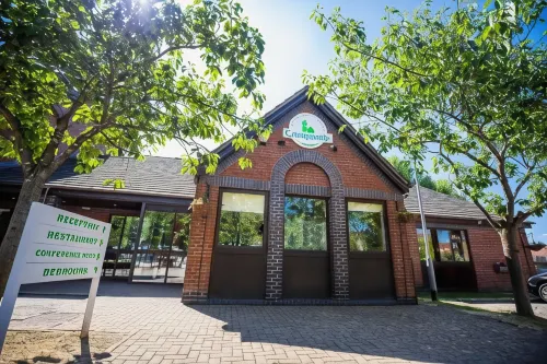 Campanile Milton Keynes - Fenny Stratford Exterior Photos