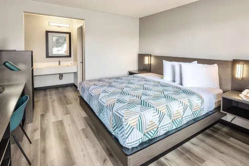 Motel 6 Carlsbad, CA - Near Legoland Rooms Photos