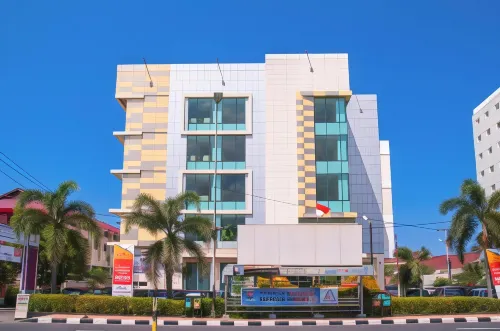 Daima Hotel Padang Unggulan Photos