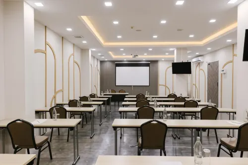 Nappiness Hotel Business Facilities Photos
