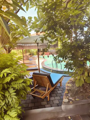 Berlian Beach Inn Kuta Relaksasi & Rekreasi Photos