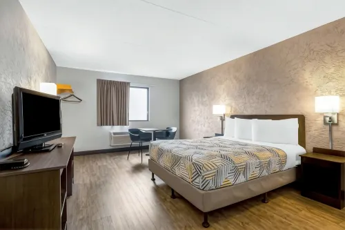 Motel 6 Elk Grove Village, IL - O'Hare Photos