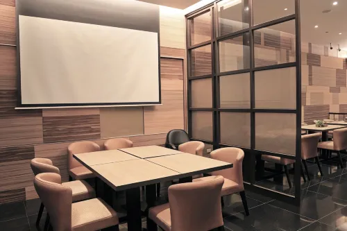Capital Hotel Songshan Dining Photos