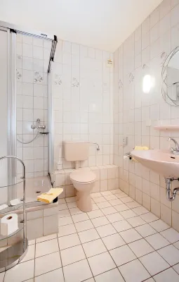 Tryp by Wyndham Kassel City Centre Rooms Photos