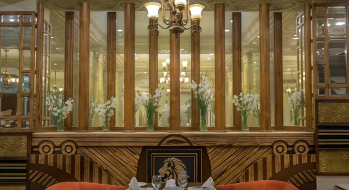 Luxus Grand Hotel Dining Photos