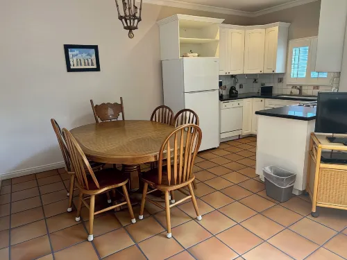 Sea Shore Motel Rooms Photos