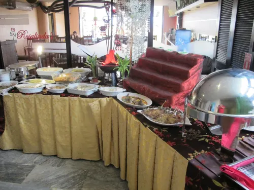 Sugbutel Family Hotel Cebu powered by Cocotel Питание Photos