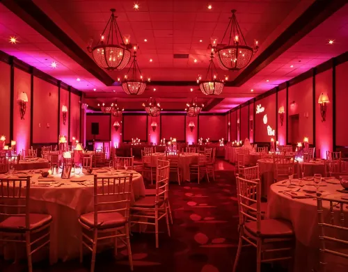Newport Beachside Hotel & Resort Restauration Photos