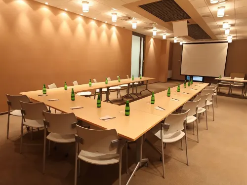City Park Hotel & Residence Business Photos