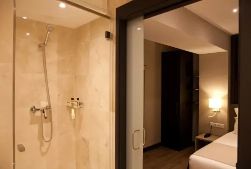 May Ramblas Hotel Rooms Photos