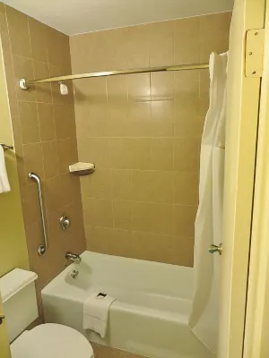 Days Inn by Wyndham Orlando Airport Florida Mall Værelser Photos