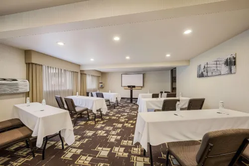 Best Western Alderwood Business Facilities Photos