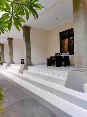 Berlian Beach Inn Kuta Area Publik Photos