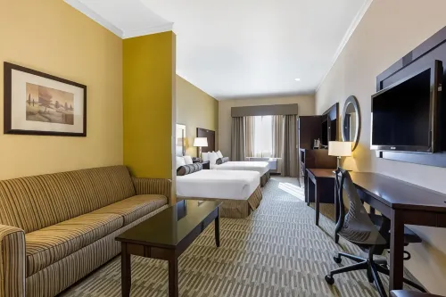 The Oaks Hotel & Suites Photos