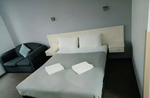 Excelsior Motor Inn Featured Photos