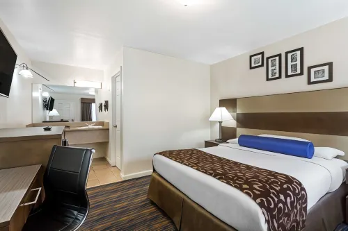 Howard Johnson by Wyndham Berkeley Featured Photos