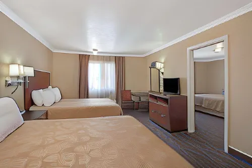 Buena Park Inn Photos