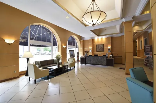 Super 8 by Wyndham Abbotsford BC Featured Photos