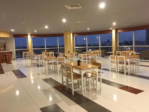 Choice City Hotel Makanan Photos