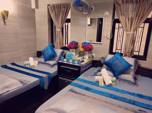 Melbourne Hostel Featured Photos