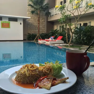 Choice Stay Hotel Denpasar Makanan Photos