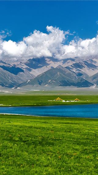 7D6N • 7-day essence tour of Ili departing from Urumqi, covering Sayram Lake, Tuergen Apricot Valley, Kuerdening and Narat, capturing all the spring charm of Ili on one trip