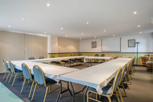 Aspley Carsel Motor Inn Business Facilities Photos