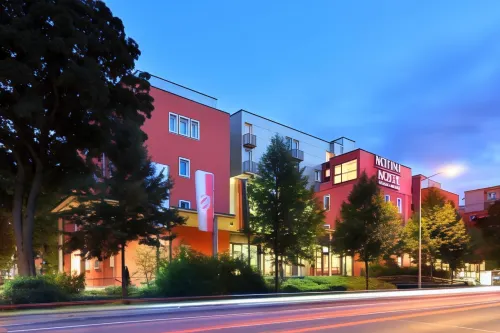 Novina Hotel Tillypark Featured Photos