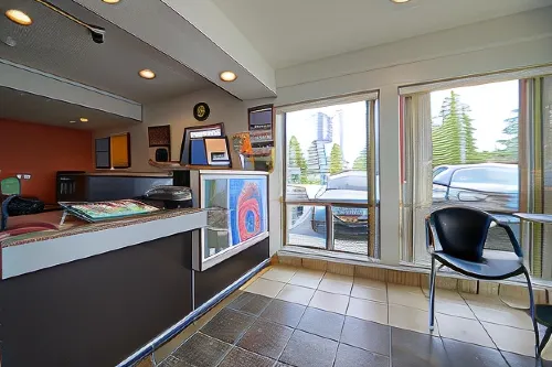 Motel 6 Seattle, WA - Airport Restauration Photos
