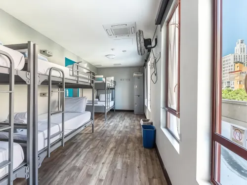 HI Los Angeles - Santa Monica Hostel Photos
