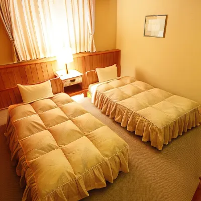 Log Hotel Larch Lake Kanayama Rooms Photos